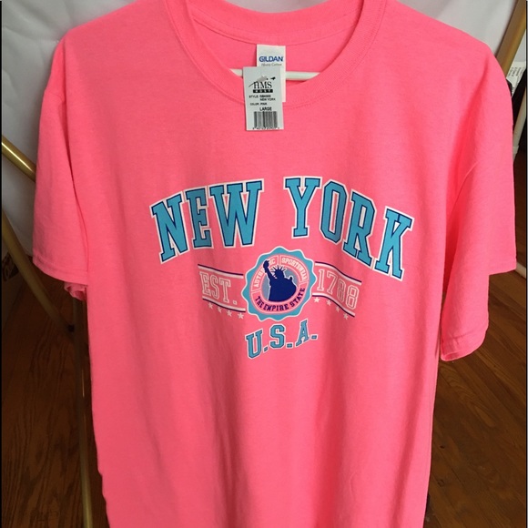 NWT PINK New York T-shirt - Picture 1 of 3